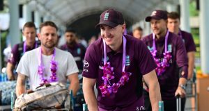 සිංහ දඩයමට සුදු මහත්වරුන් දිවයිනට