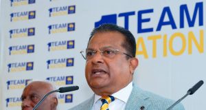 කළගුණ සලකා ඉන්දියාව සමග ක්රීඩා කරන්න පාකිස්ථානයට ශම්මිගෙන් ඉල්ලීමක්